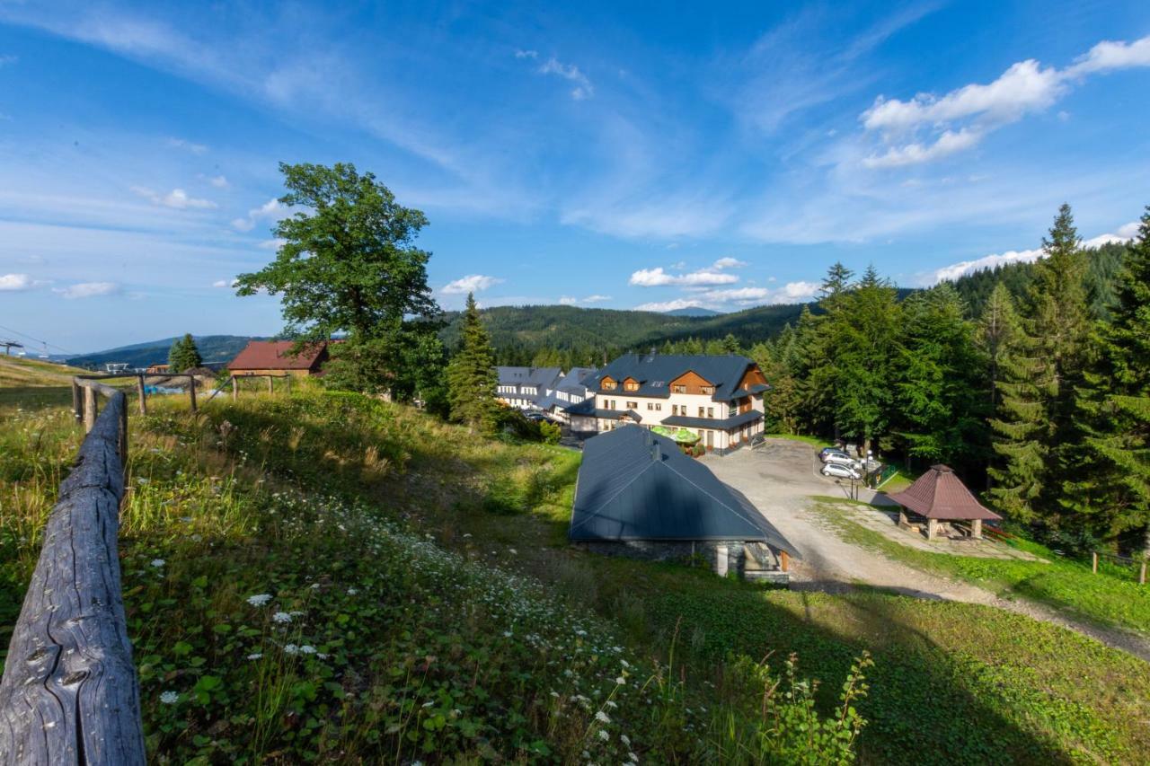 Kompleks Pilsko-Jontek Корбелюв Экстерьер фото
